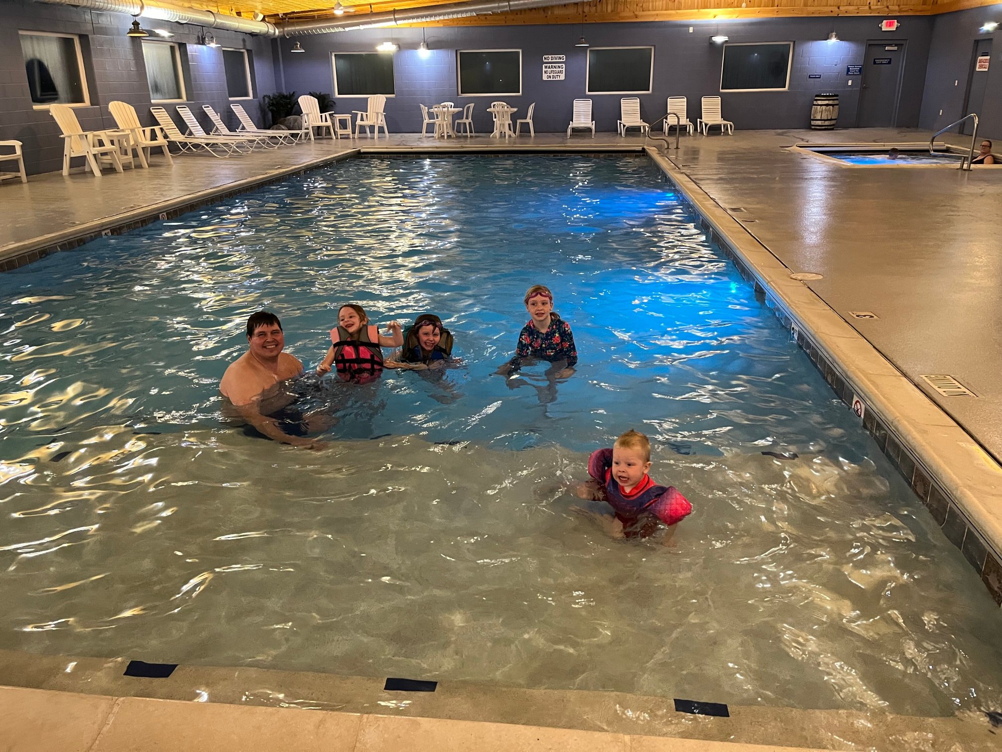 Blue Gate Garden Inn - Shipshewana Hotel-官方