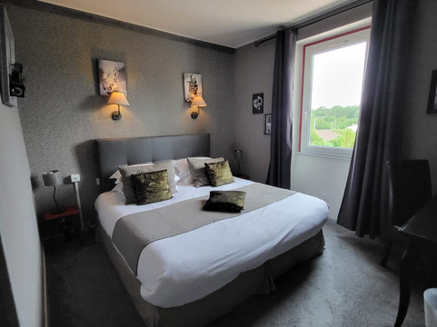 Logis Hotel Le Relais Sarrasin Rest. A La Table D'Alexandre主图