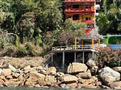 巴伊亚波尼塔民宿主图