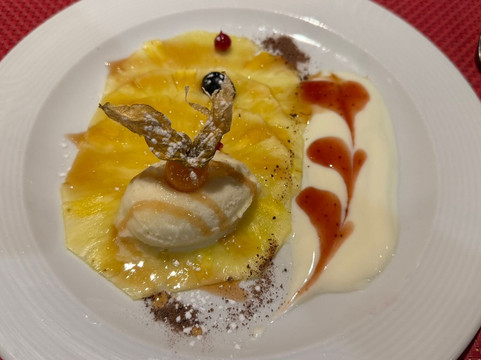 阿潘松尼酒店主图