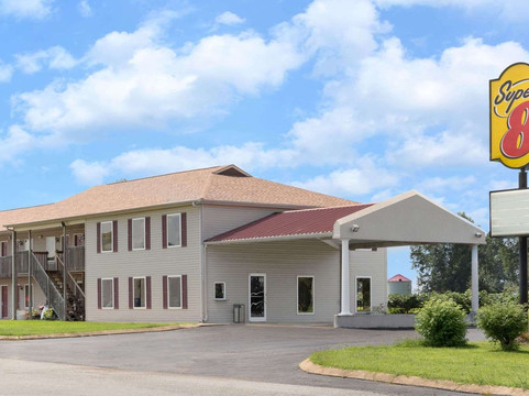 Brownsville酒店住宿-Super 8 by Wyndham Whiteville