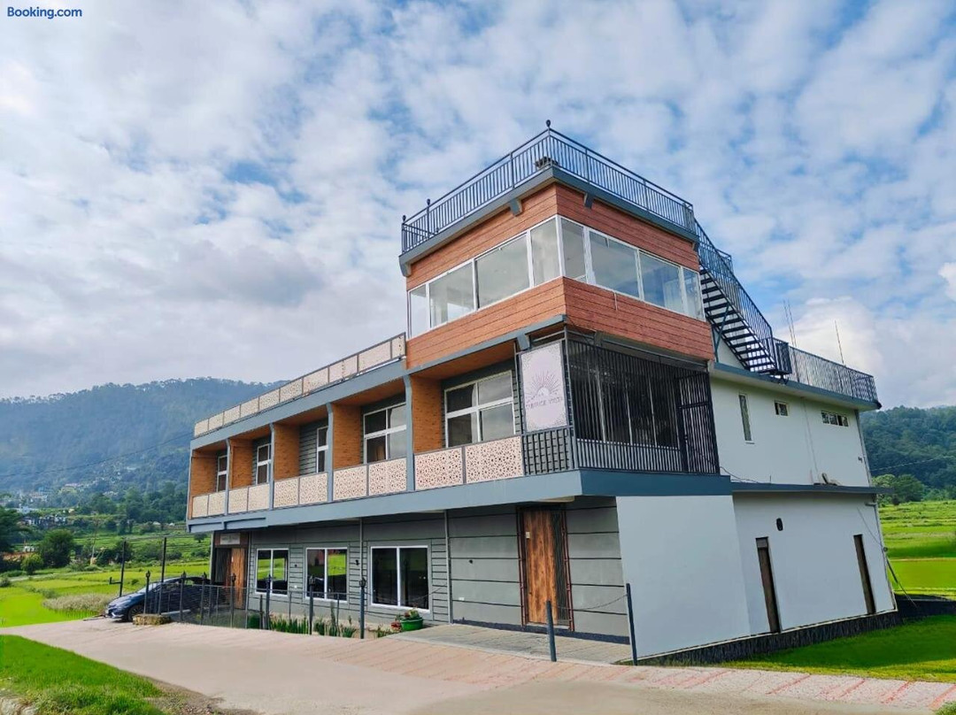 Sunrise Vista Resort & Hotel