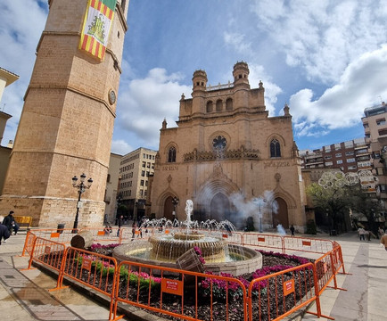 Plaça Major-卡斯特利翁-德拉普拉纳必去景点