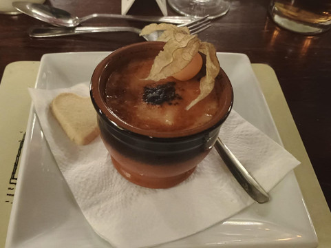 Bradford Arms Hotel主图