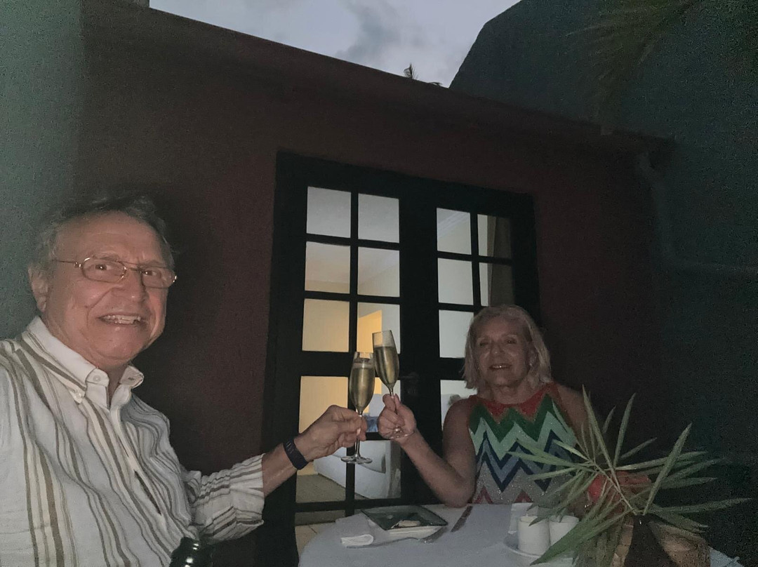 圣多美欧马里酒店主图