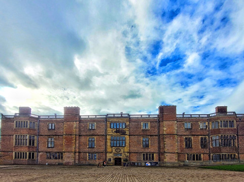 纽塞姆寺庙-利兹必去景点