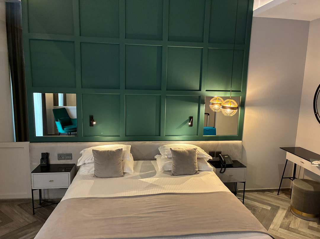 瓦莱塔大使酒店主图