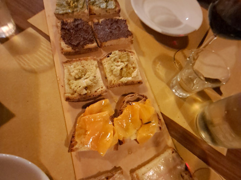 Alla Taberna Degli Angeli-菲乌吉必去景点