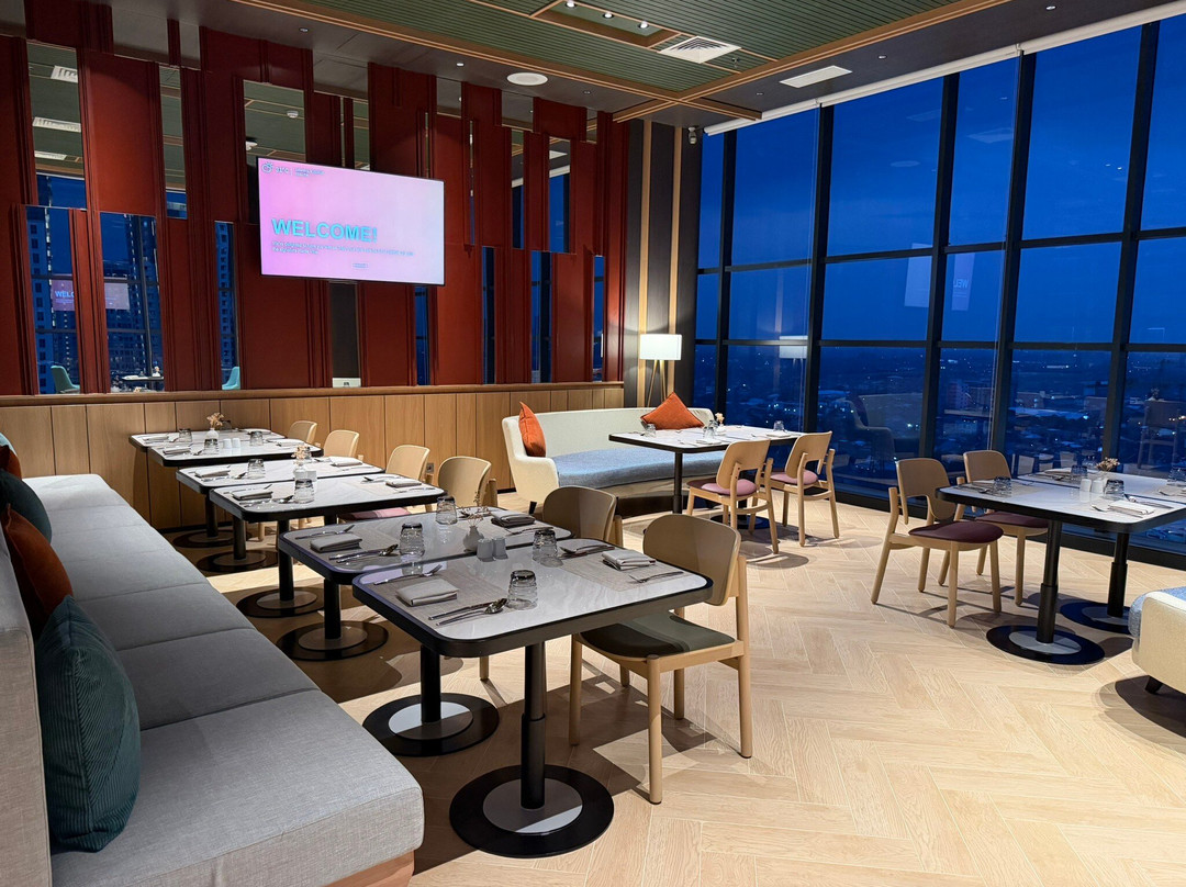 Harris Hotel & Convention Serpong