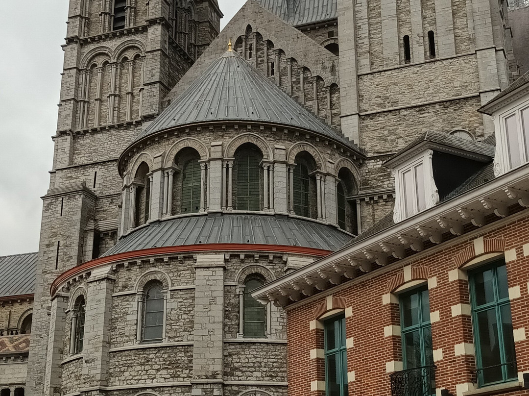 图尔奈圣母大教堂-图尔奈必去景点