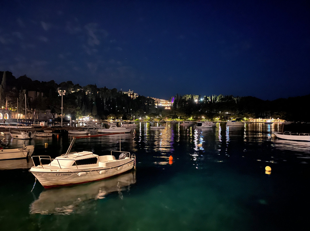 Cavtat Seaside Promenade-察夫塔特必去景点