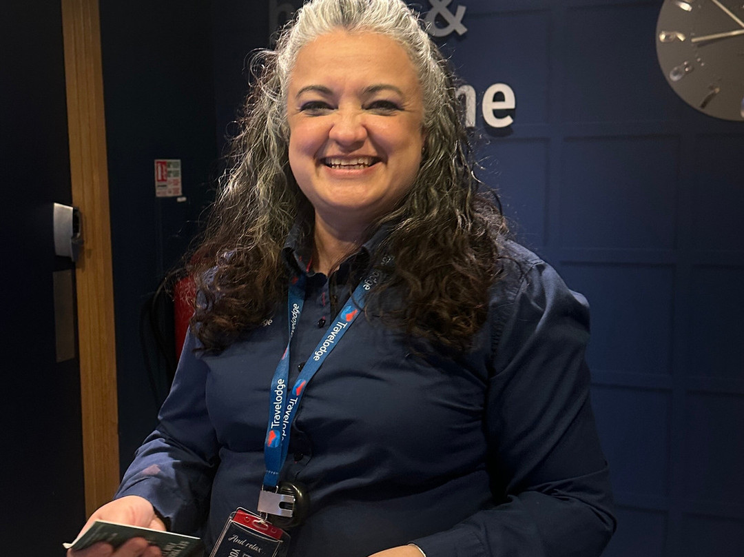 塞特福德旅客之家酒店主图