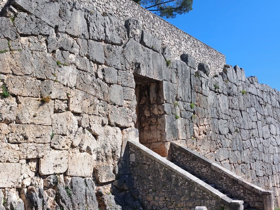 Mura poligonali urbane di Alatri-Alatri必去景点