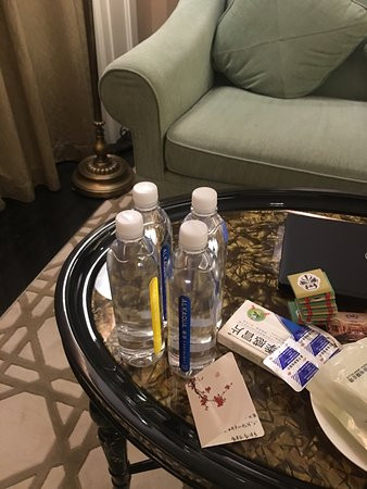 成都仁和春天酒店主图