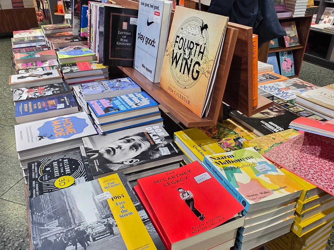 Readings Book Shop-墨尔本必去景点