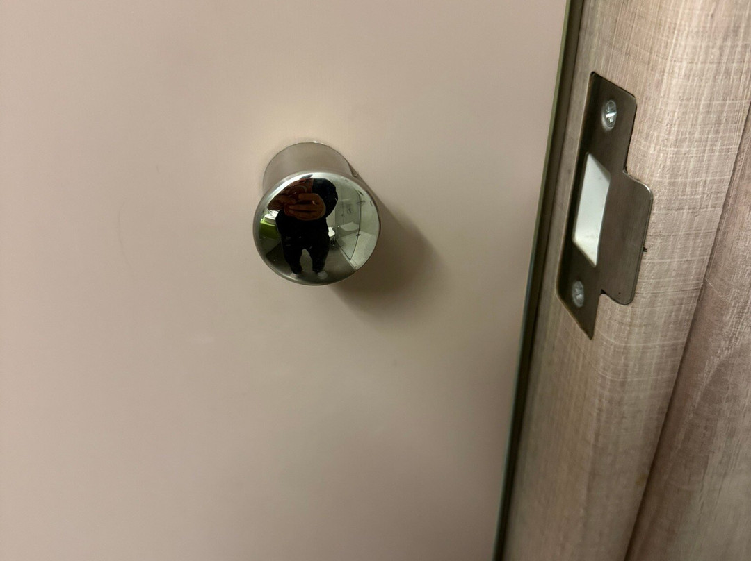 拉里拉蓝色套房酒店主图