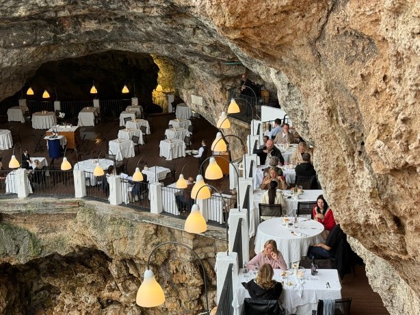 格罗塔帕拉奇赛海滩酒店-旅行者