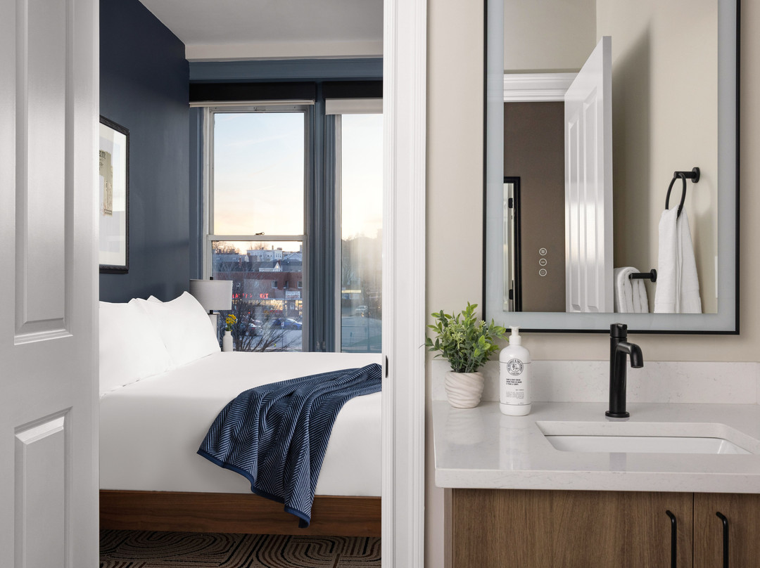 The Courier Hotel