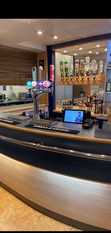 多宁顿A50温德姆戴斯酒店-旅行者