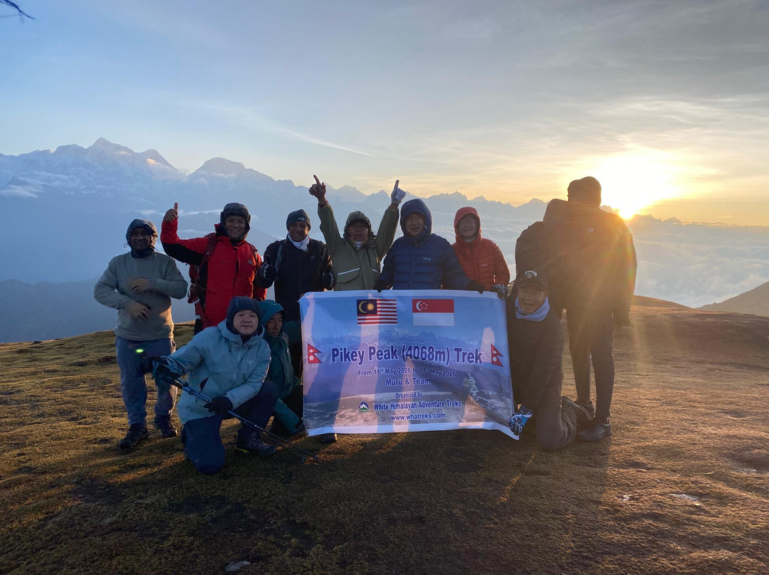 White Himalayan Adventure Treks-加德满都必去景点