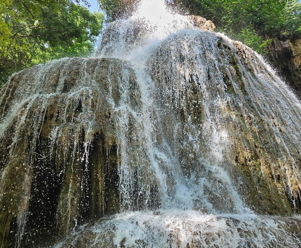 Monasterio De Piedra主图