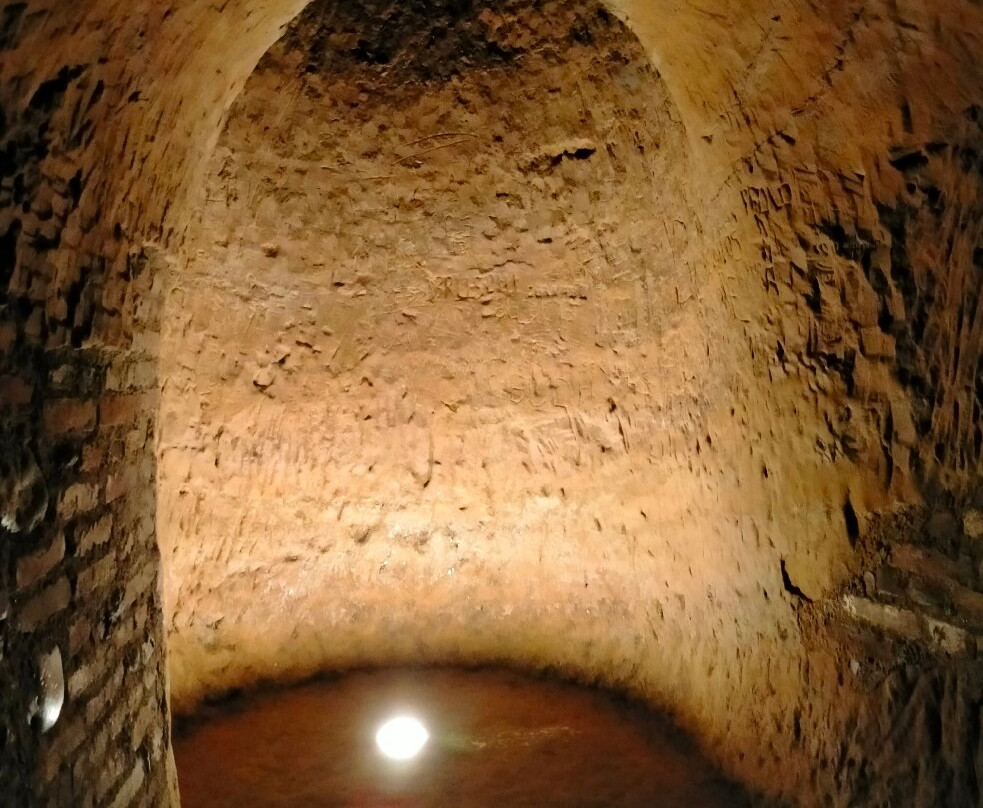 Grotte Tufacee Comunali-圣阿尔坎杰洛-迪罗马涅必去景点