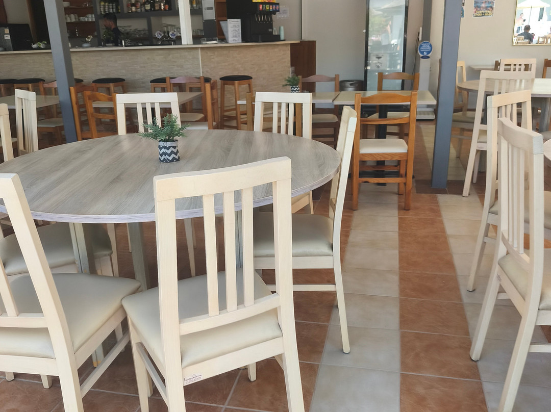 Anthoula Village Hotel主图
