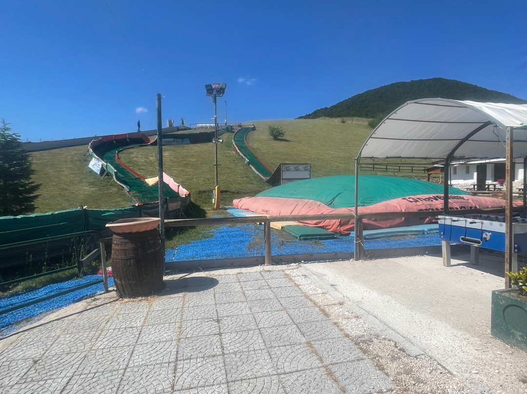 Snow Tubing Pescasseroli-Pescasseroli必去景点