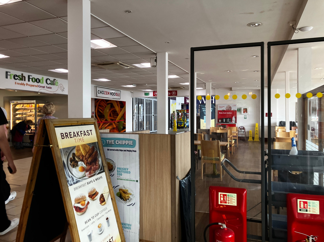 Watford Gap Motorway Services Area-Watford必去景点