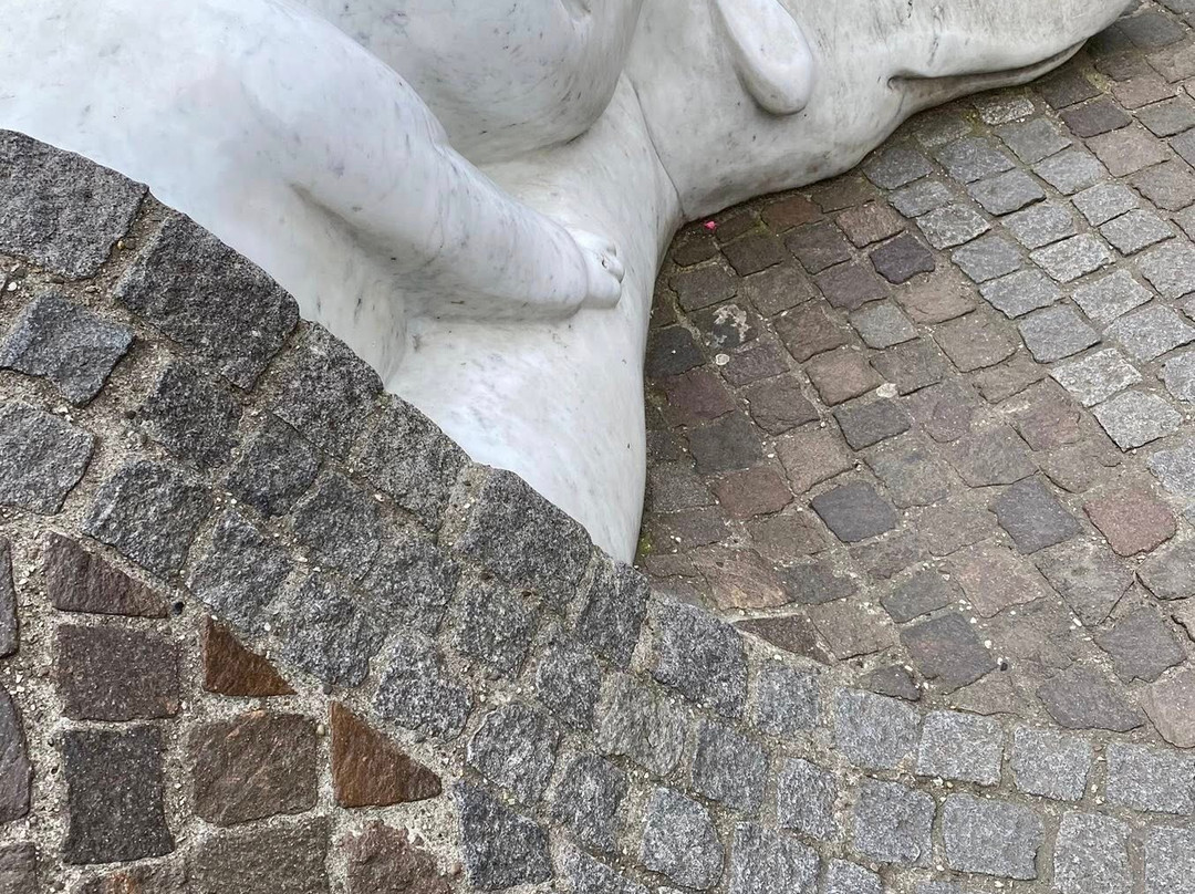 Nello & Patrasche Statue-安特卫普必去景点