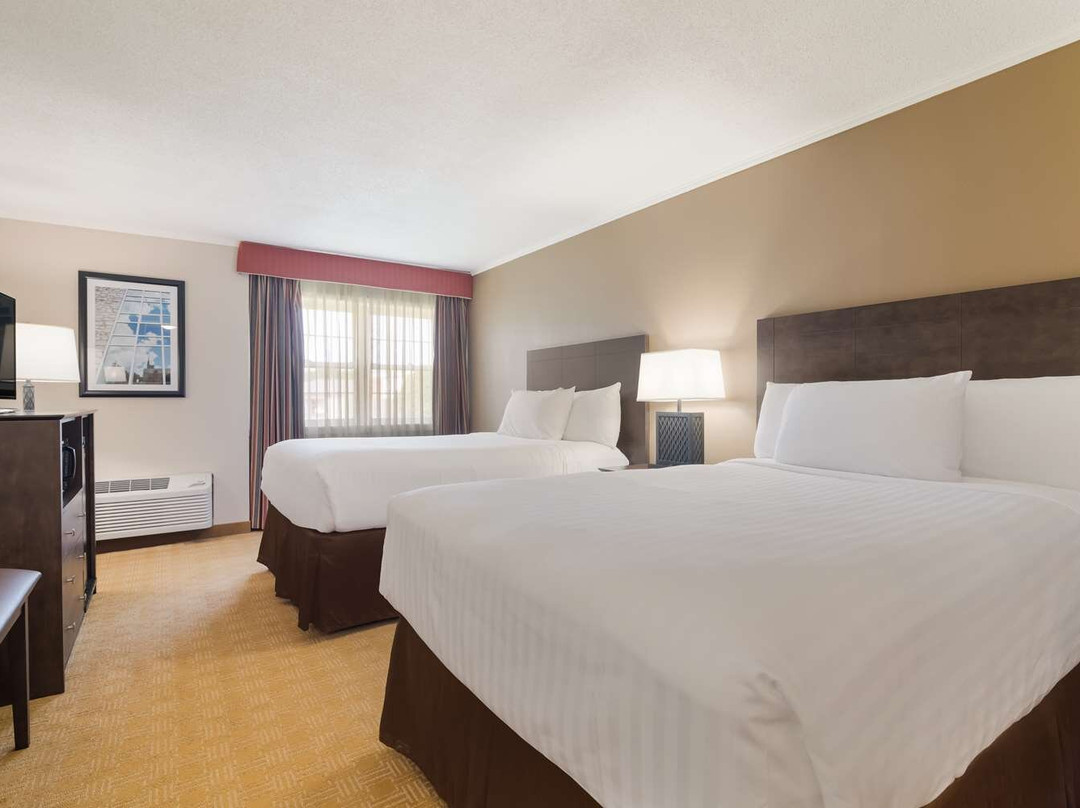 Hermon酒店住宿-Best Western University Inn