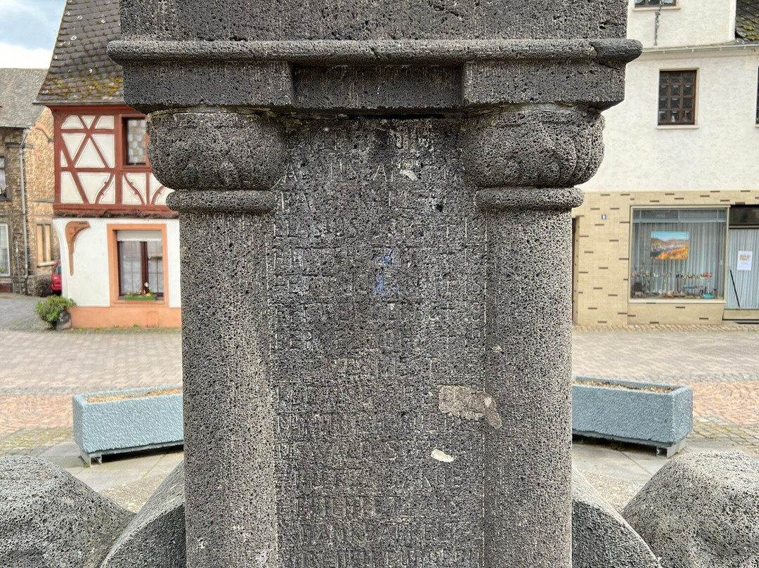 St. Castor Brunnen-Treis-Karden必去景点
