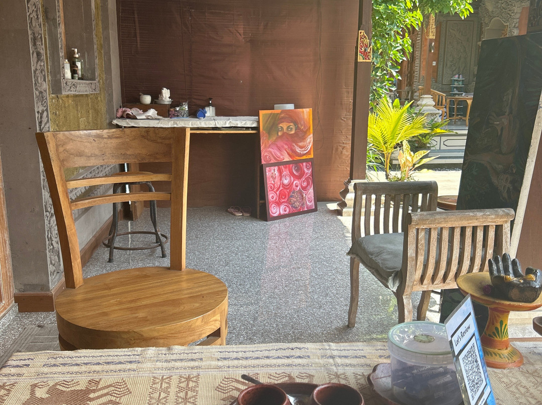 Hands of Sunitri: Authentic Balinese Massage-Keliki必去景点