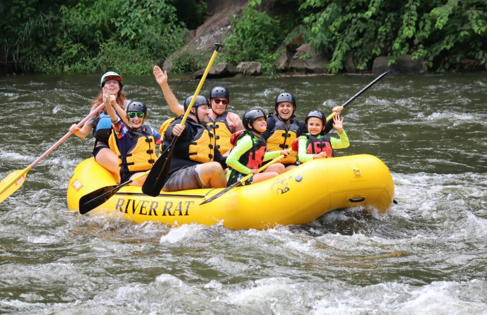River Rat Whitewater Rafting-Hartford必去景点