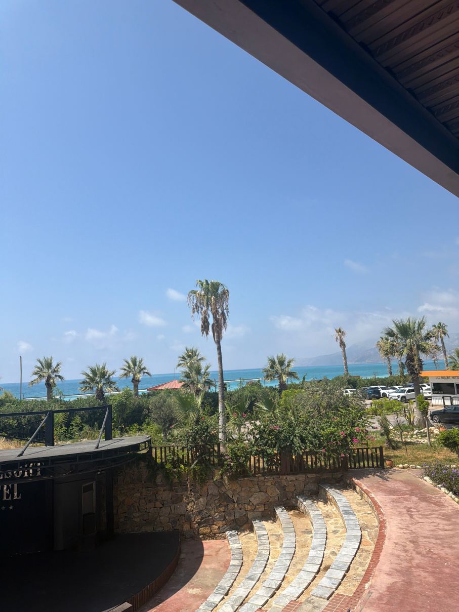 乌鲁度假酒店 - 全包-旅行者
