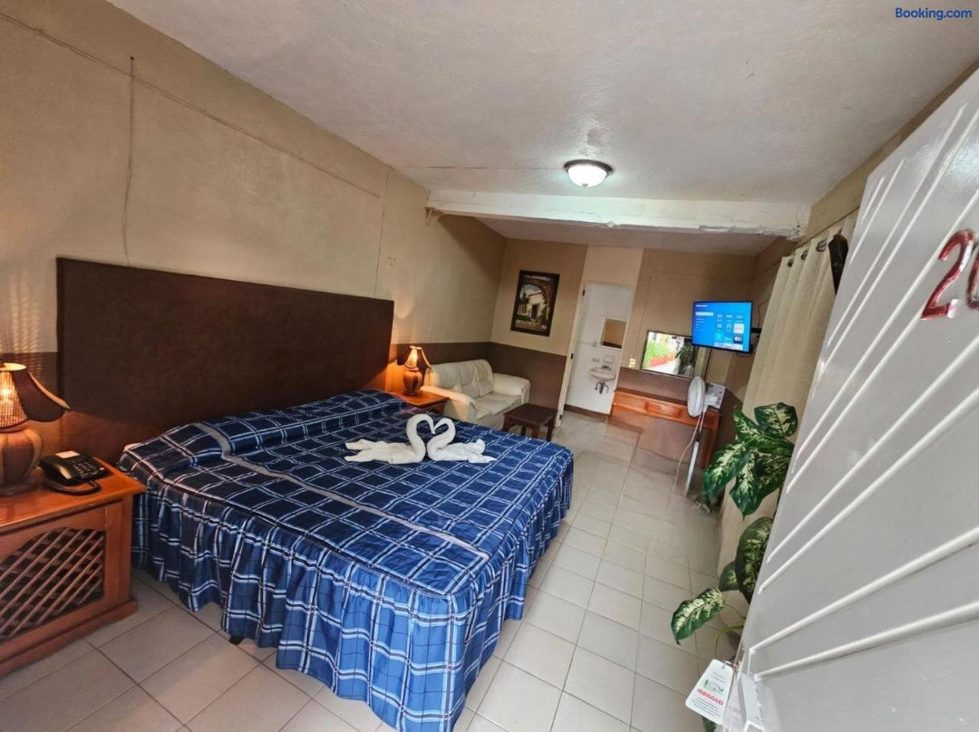 Hotel y Cabanas Manolo