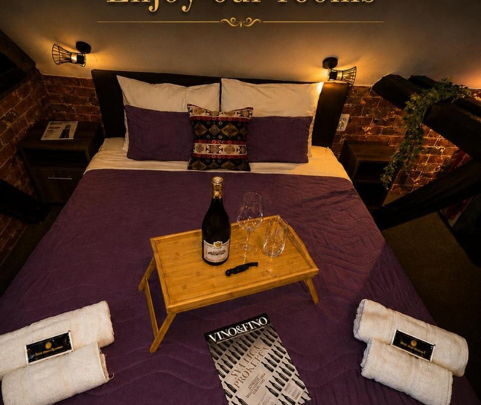 Hedonia Luxury Rooms -KP