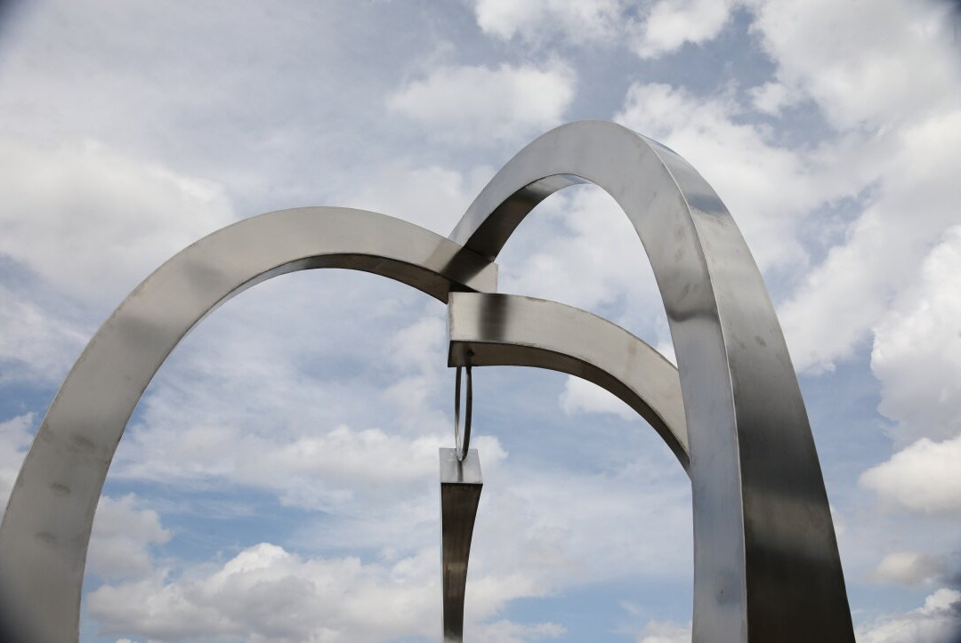 Sculpture le « Quatuor courbe »-Saint-Laurent-en-Grandvaux必去景点