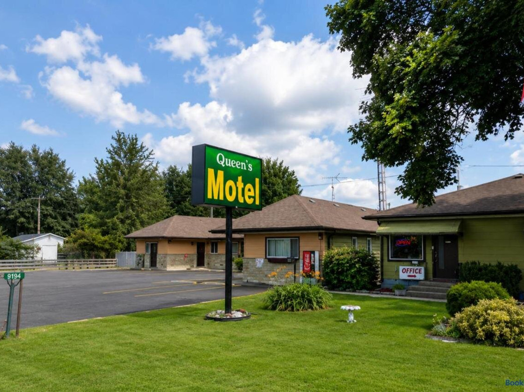 Queen's Motel
