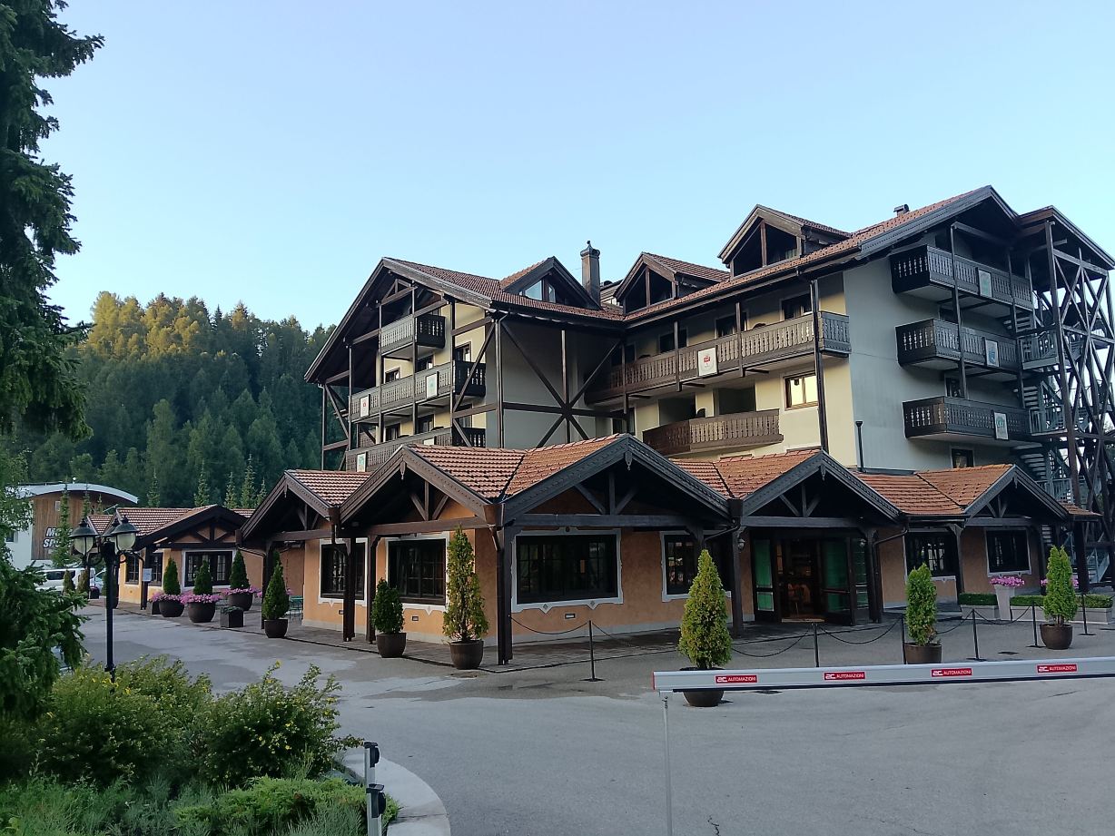 高尔夫酒店-旅行者