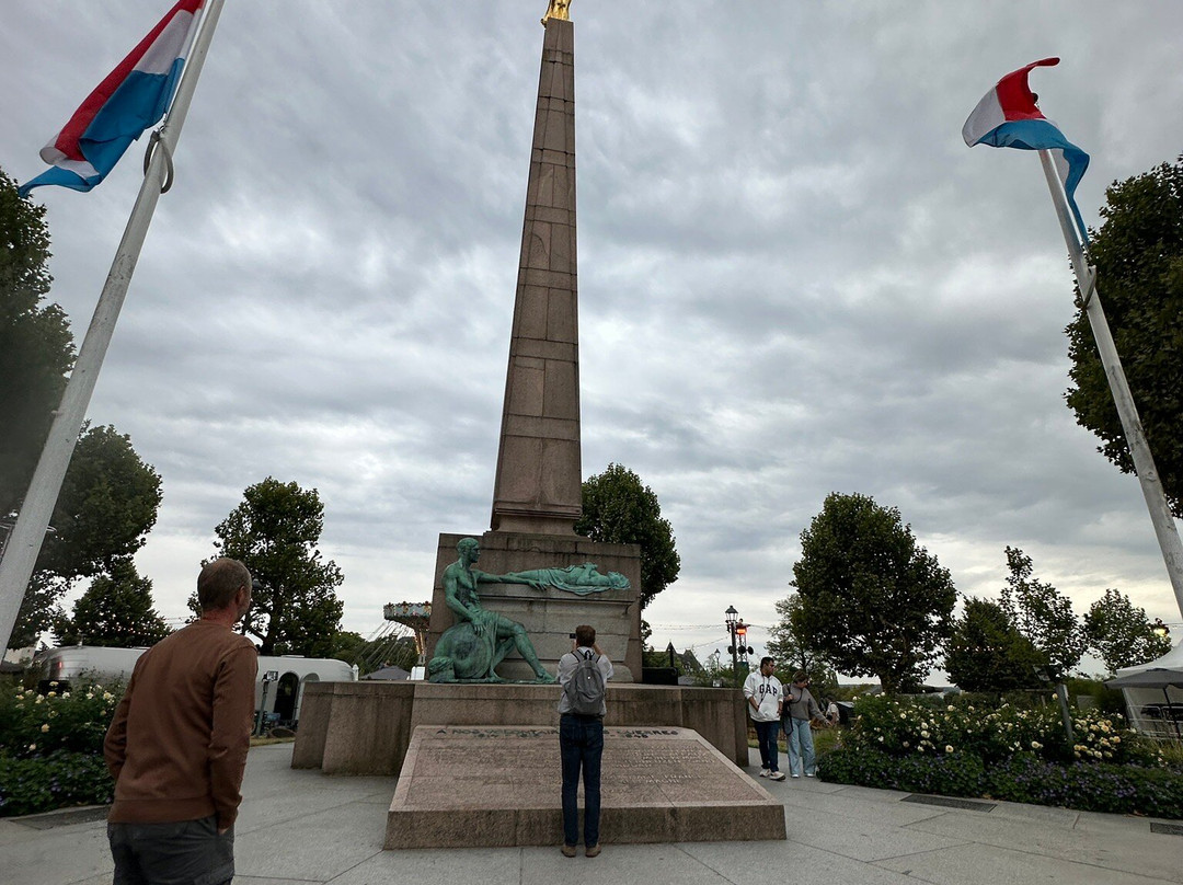 Place de la Constitution-卢森堡城必去景点