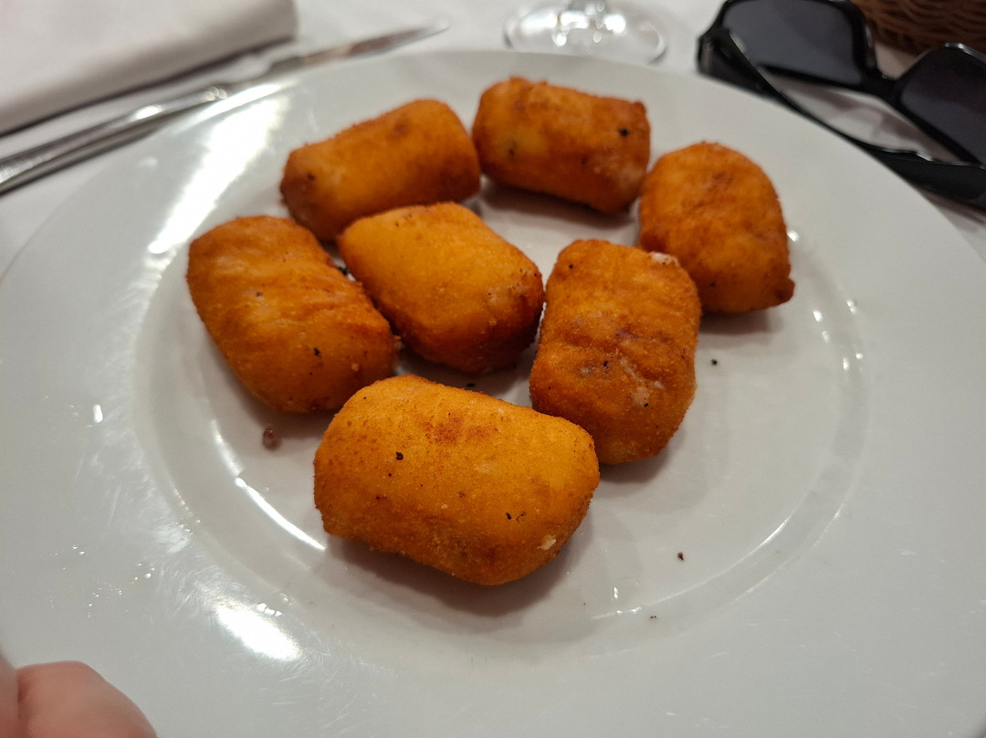 鲁塔欧罗巴酒店主图