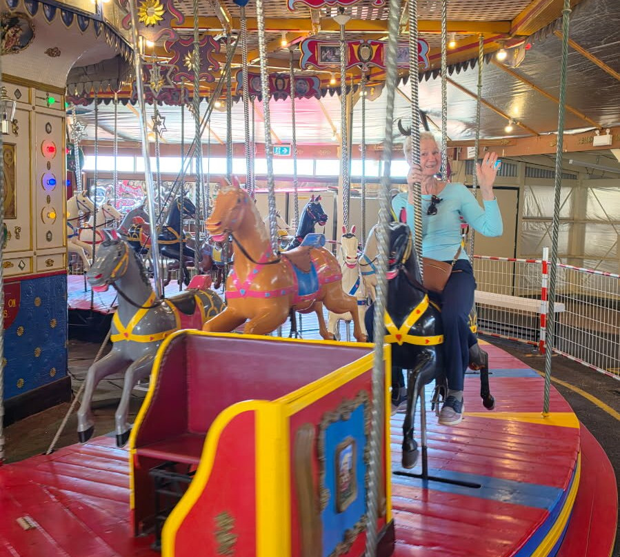 Semaphore Carousel-Semaphore必去景点