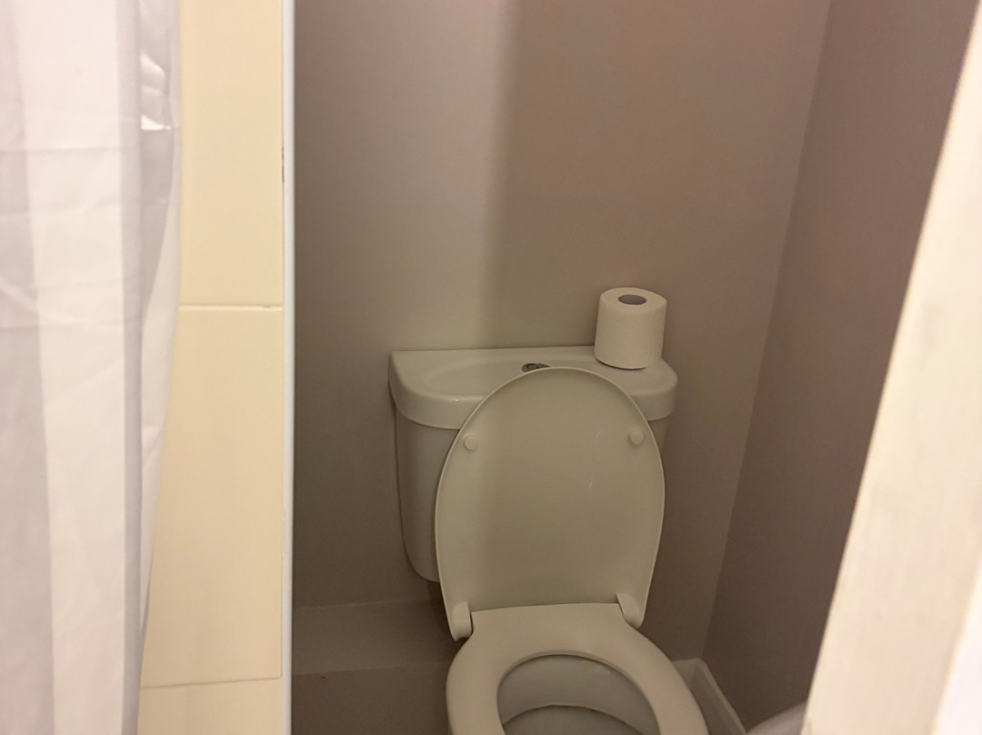 伦敦沃特福德莱昂纳多酒店主图