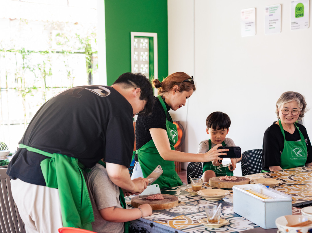 Troc's Kitchen & Cooking Class-扬东必去景点