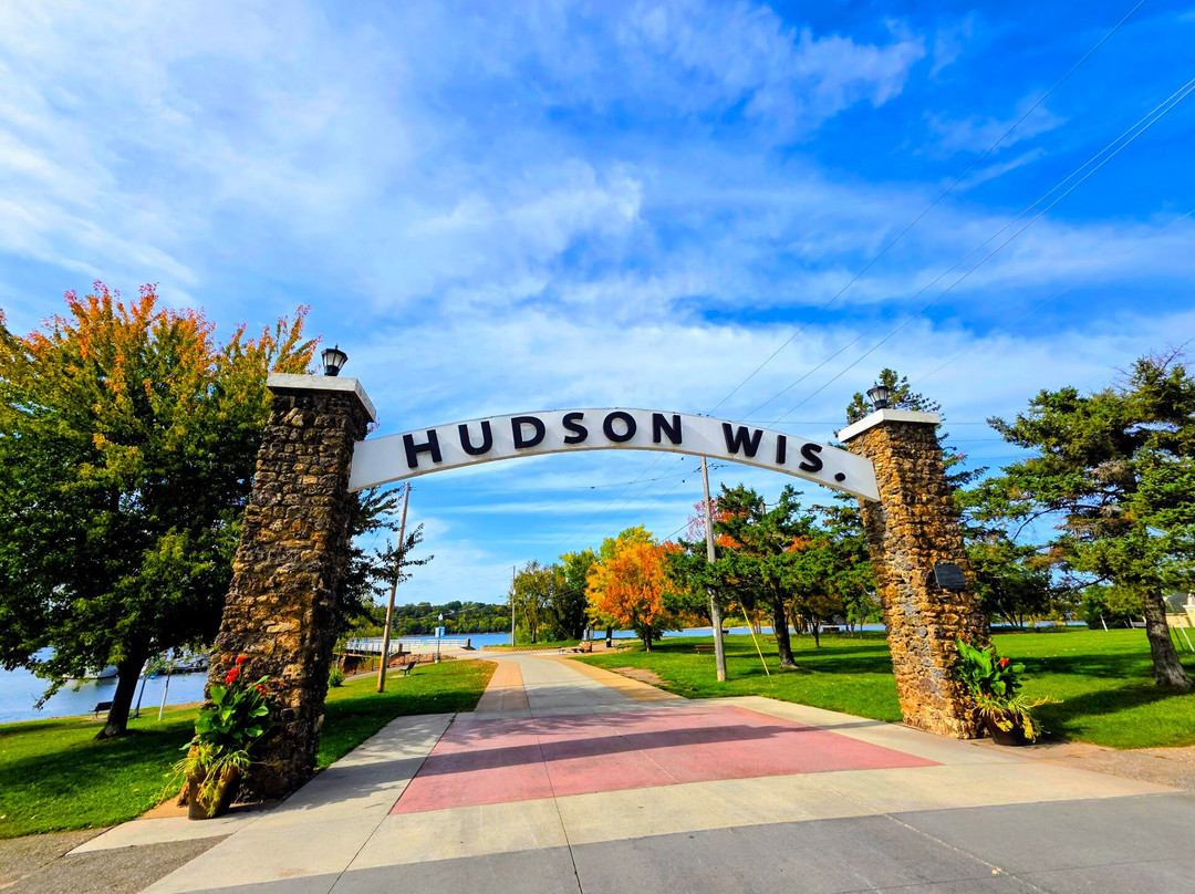 Lakefront Park-Hudson必去景点