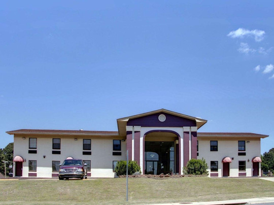 Econo Lodge Conference Center