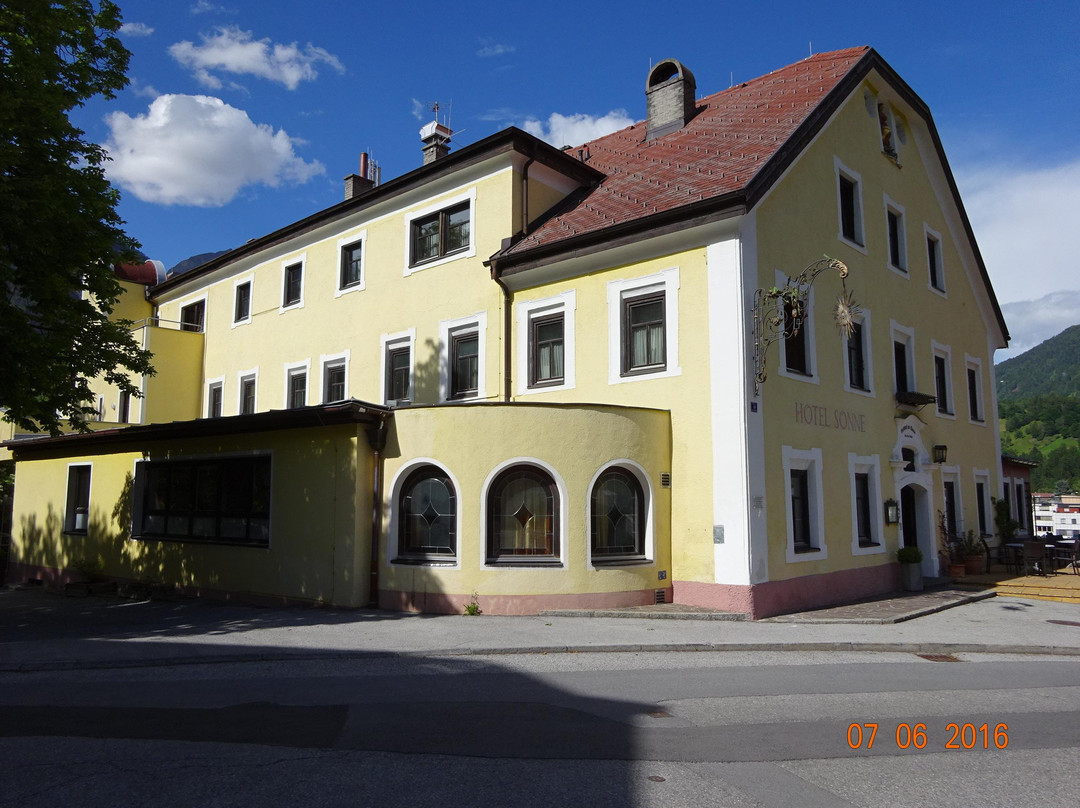 Landeck酒店住宿-Hotel Sonne