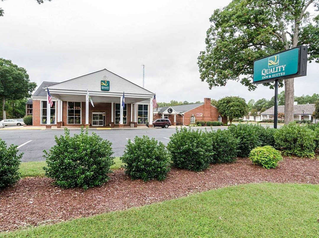 Rodeway Inn & Suites Williamsburg Central主图