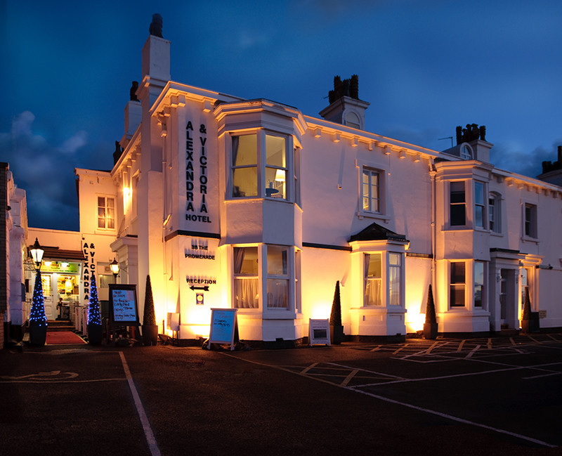Albert & Victoria Hotel